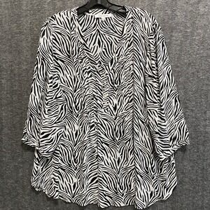 Rose Olive Tunic Top Womens 2X Black White Zebra Pintuck Boho Peasant Flowy Chic